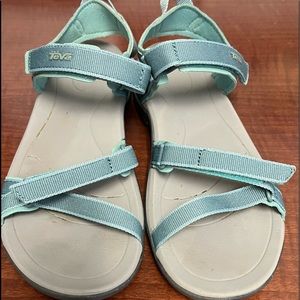 Teva Verra Teal with teal Strappy Sandals 7